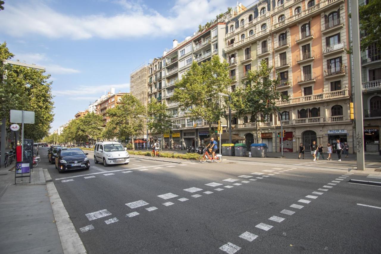 63Par1016- Sunny Apartment In Paralel Barcelona Exteriér fotografie