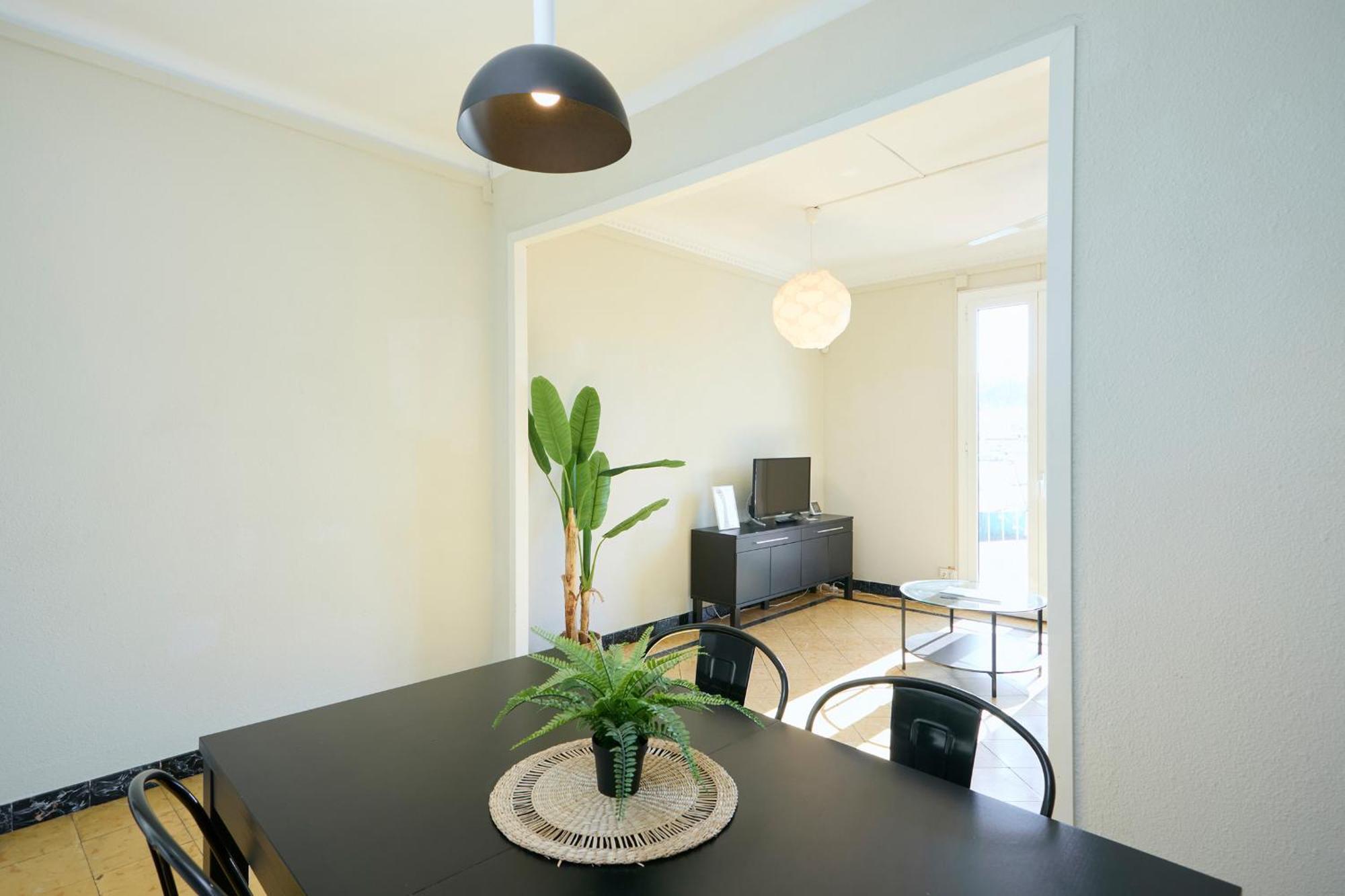 63Par1016- Sunny Apartment In Paralel Barcelona Exteriér fotografie